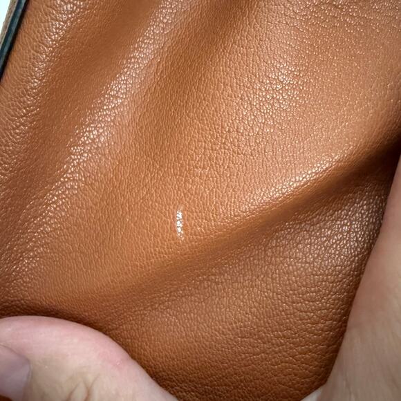 Michael Kors Camel Handbag with Dust Bag - Picture 11 of 12